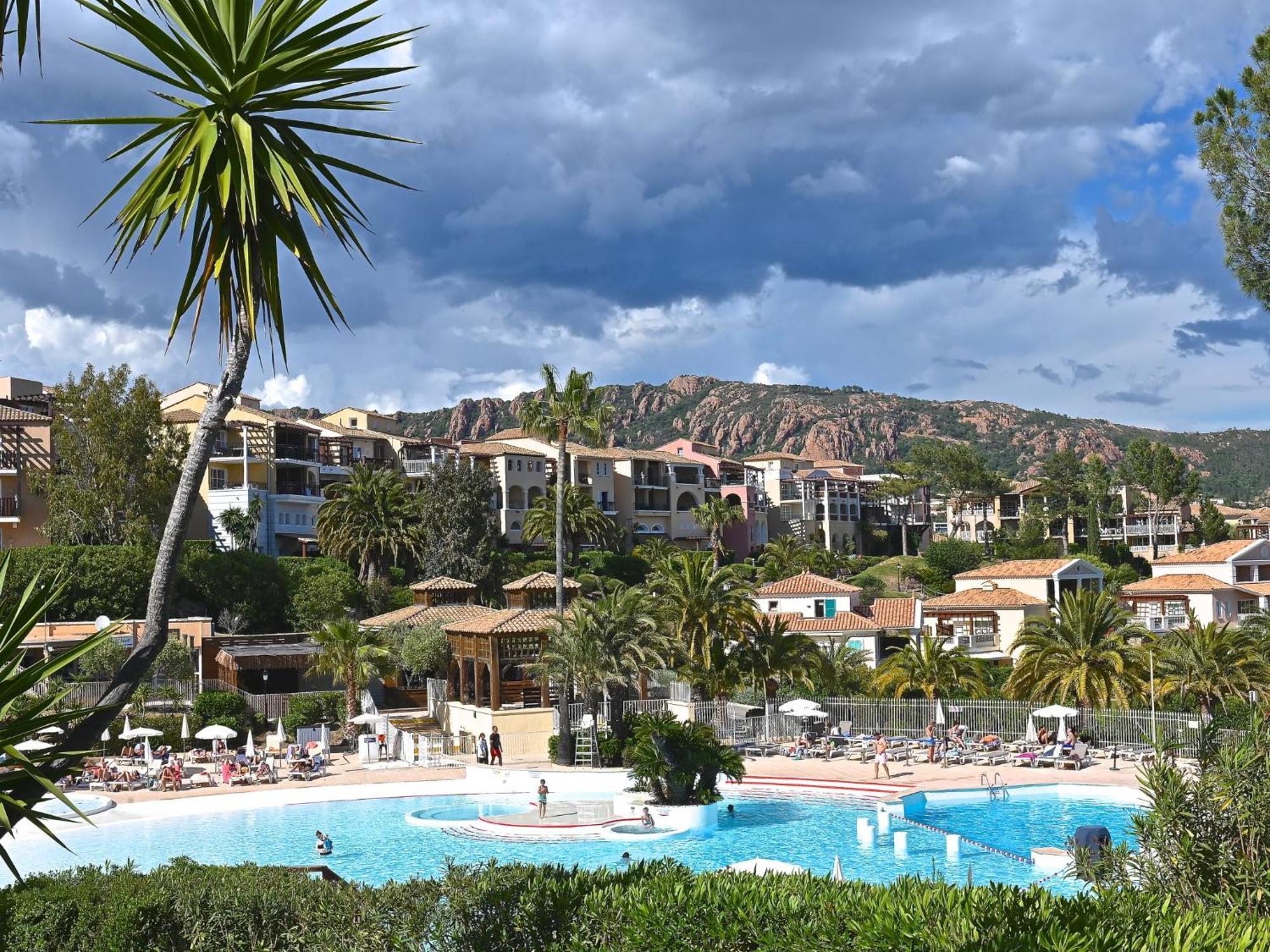 Saint-Raphaël Apartment Village Cap Esterel - Le Village-81 By Interhome מראה חיצוני תמונה